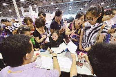 填个志愿要花两万元？解码长沙高考志愿填报机构的“产品”与争议